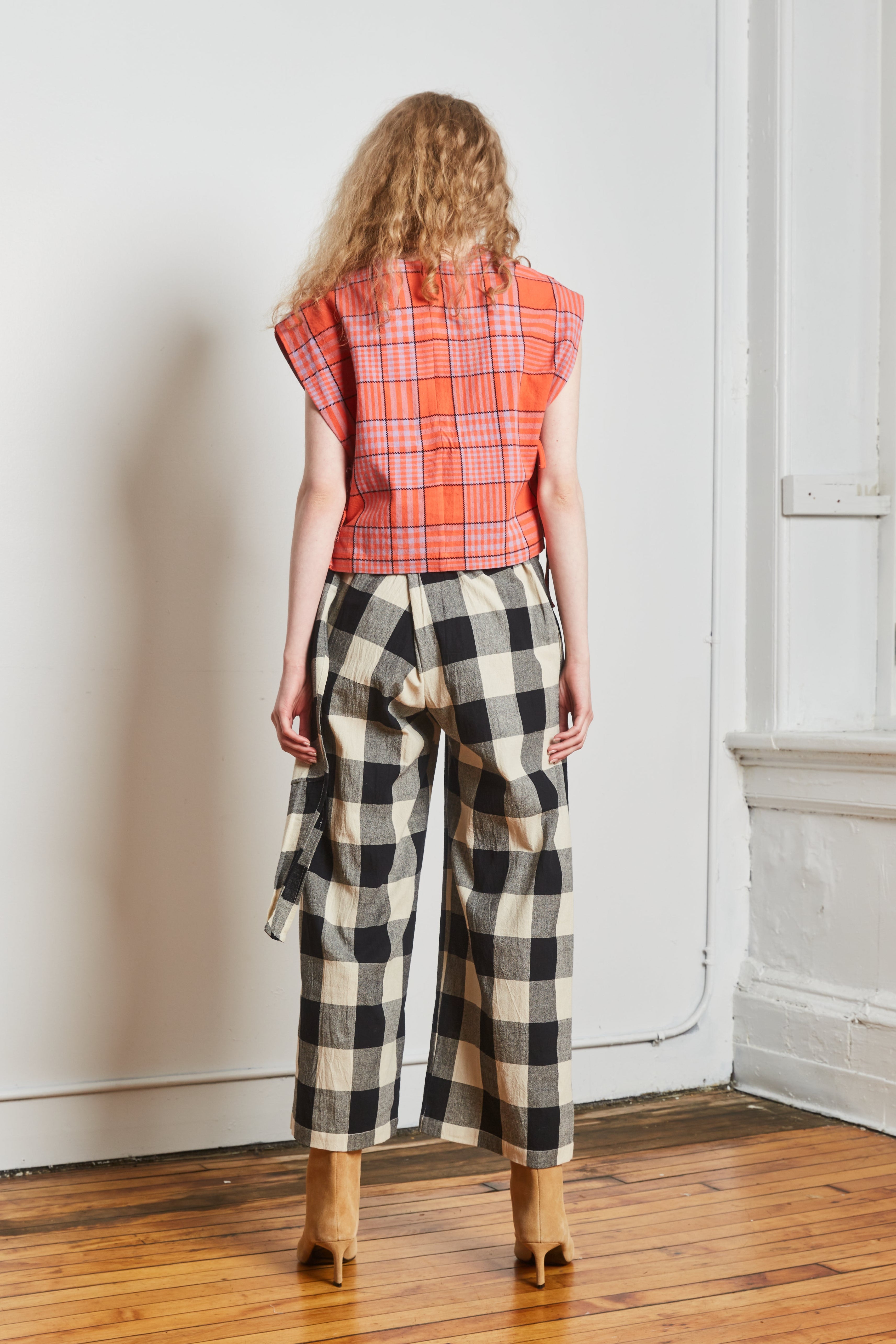 DAYNA TOP | HIBISCUS GRID