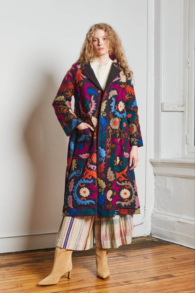 Buy CHELSEA REVERSIBLE COAT | FLORA X NOIR – Rujuta Sheth