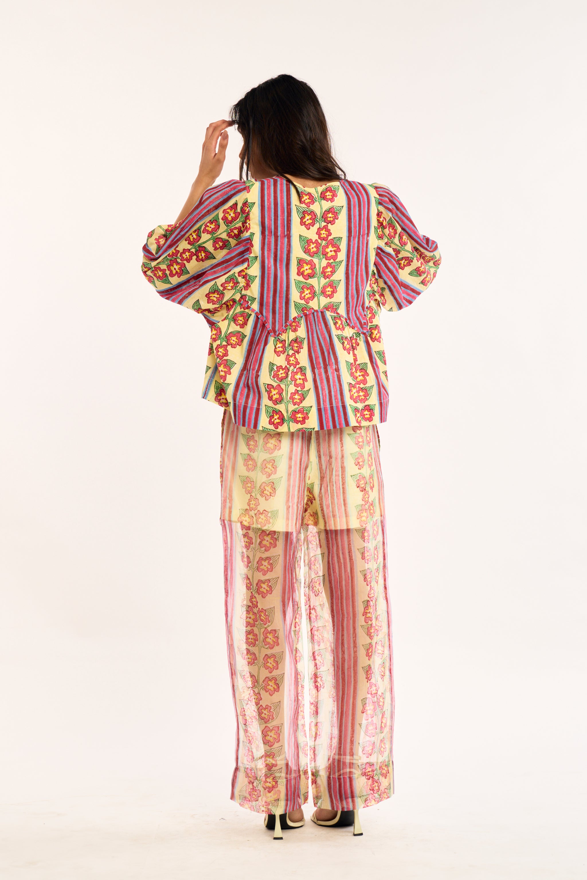 SELENE TOP | BUTTERCREAM IRIS