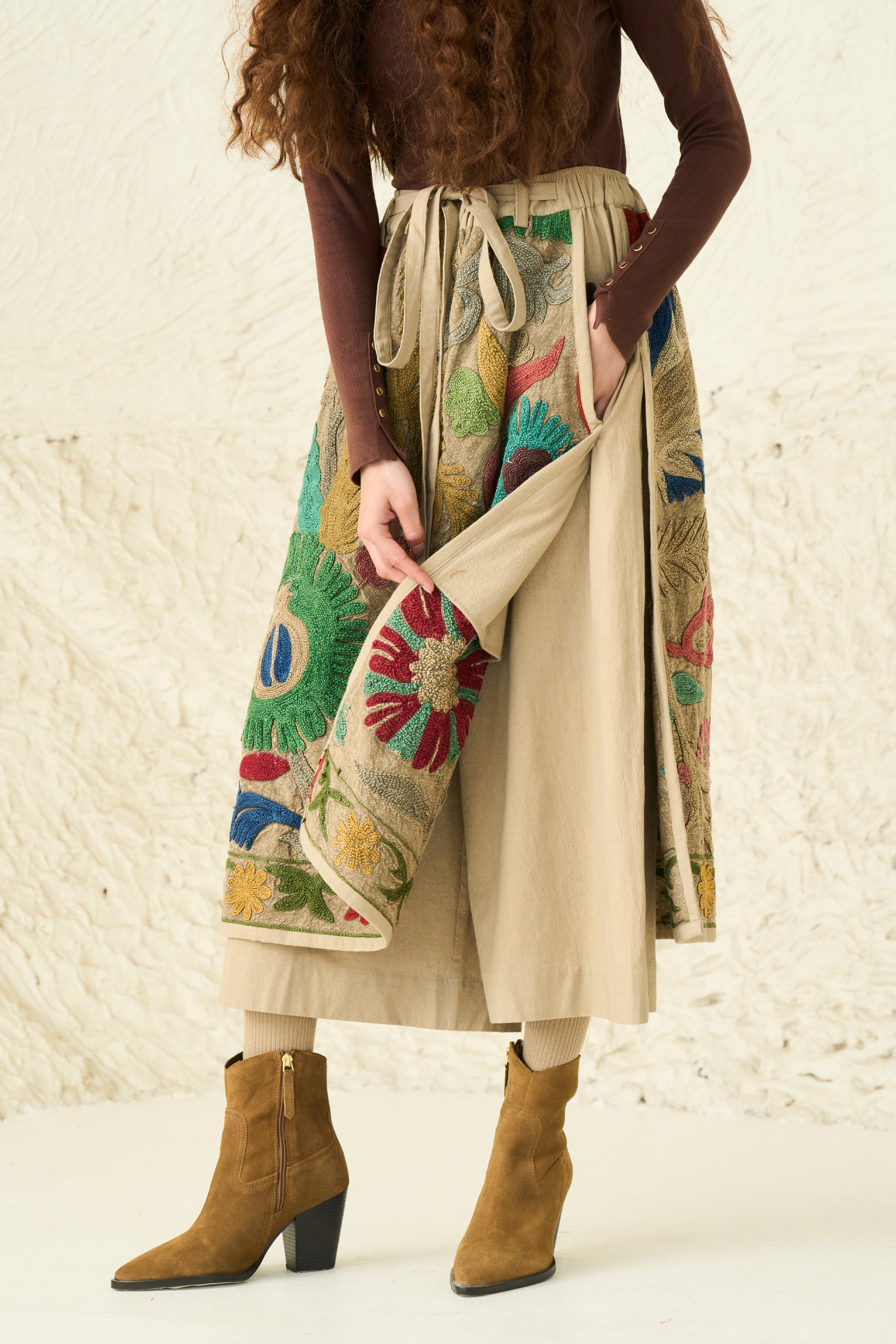 QUARTER PANT | GUL EMBROIDERY