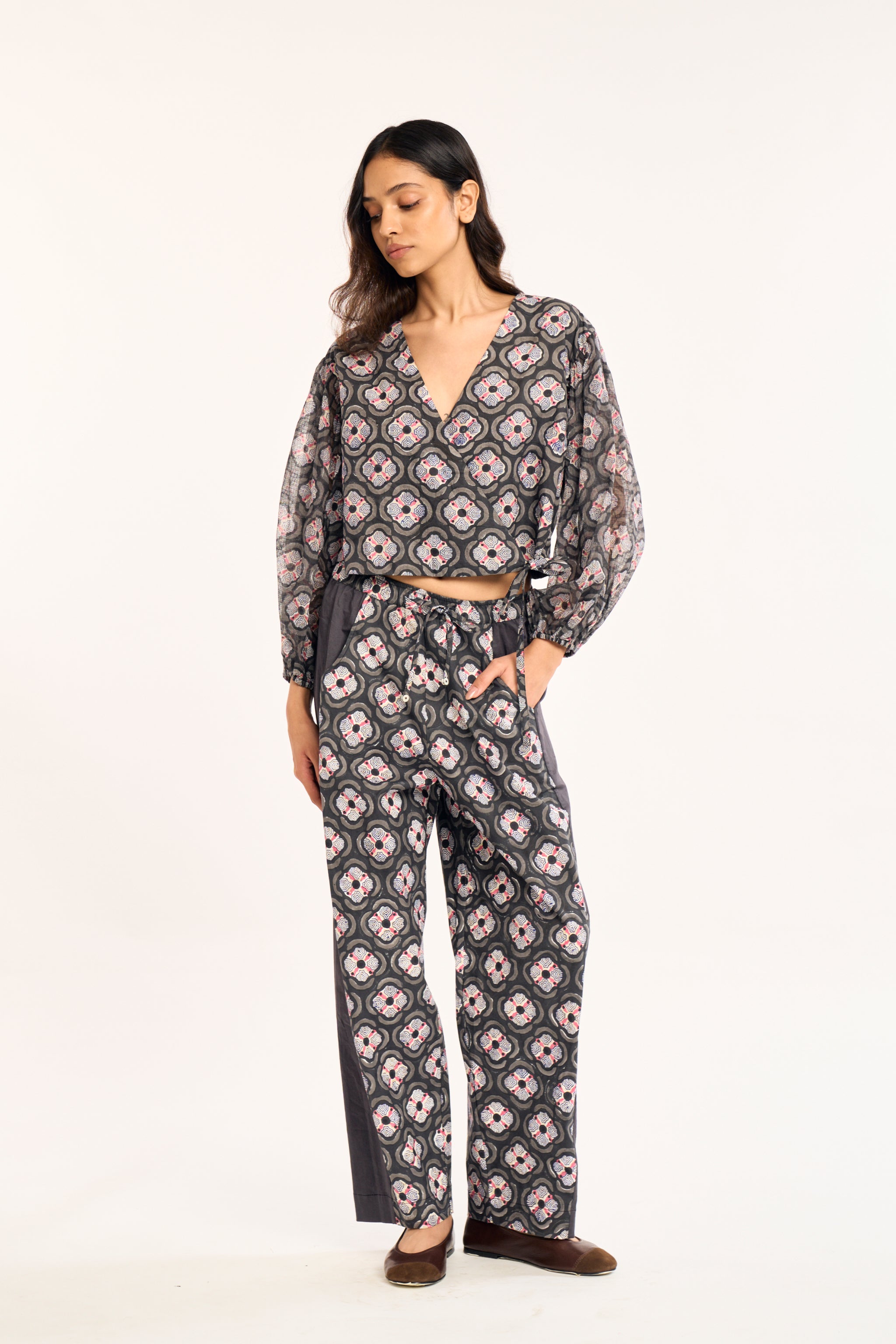 SOL TOP | CHARCOAL BOTANICA