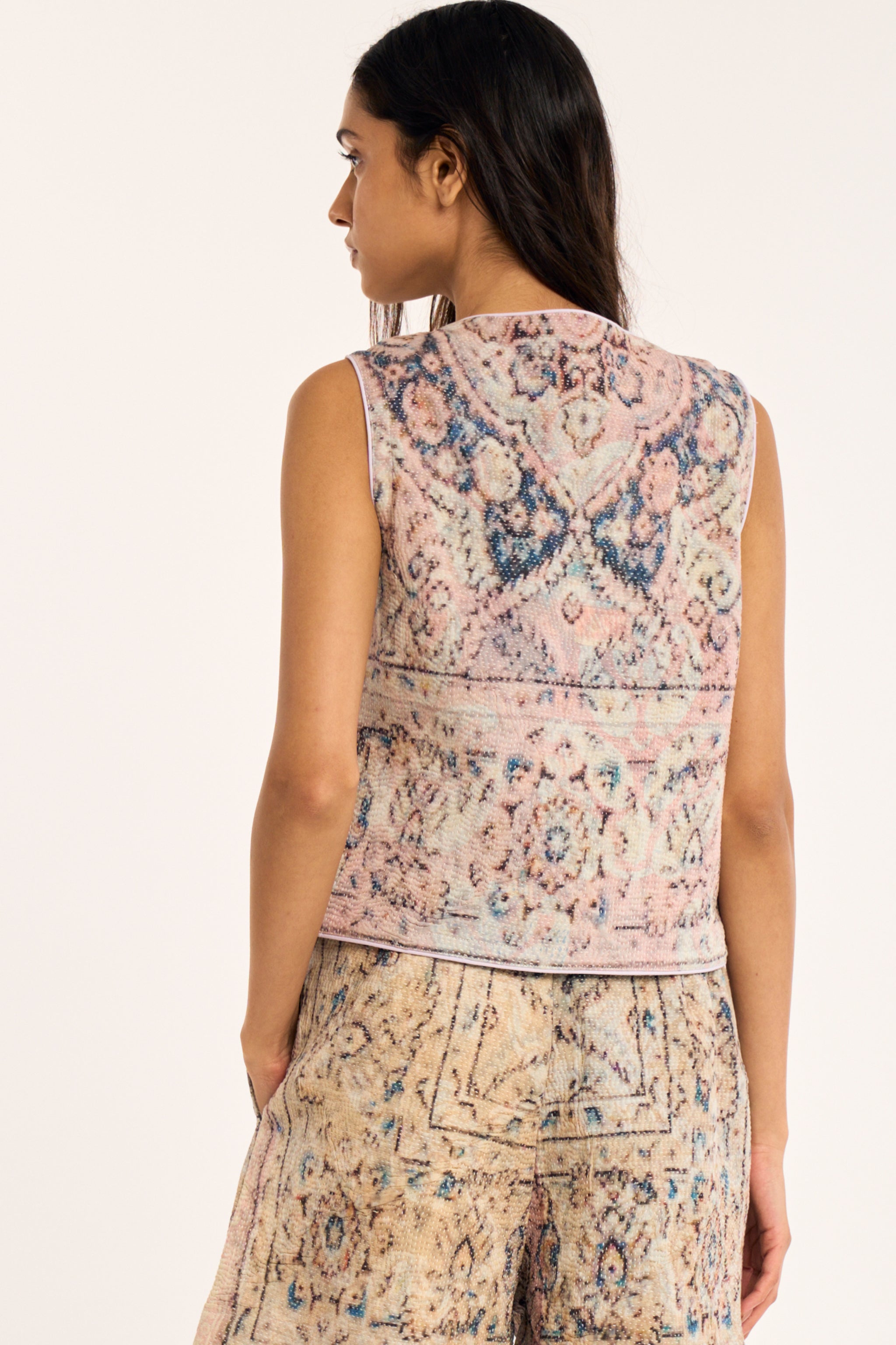CARMEN VEST | MEADOW TAPESTRY