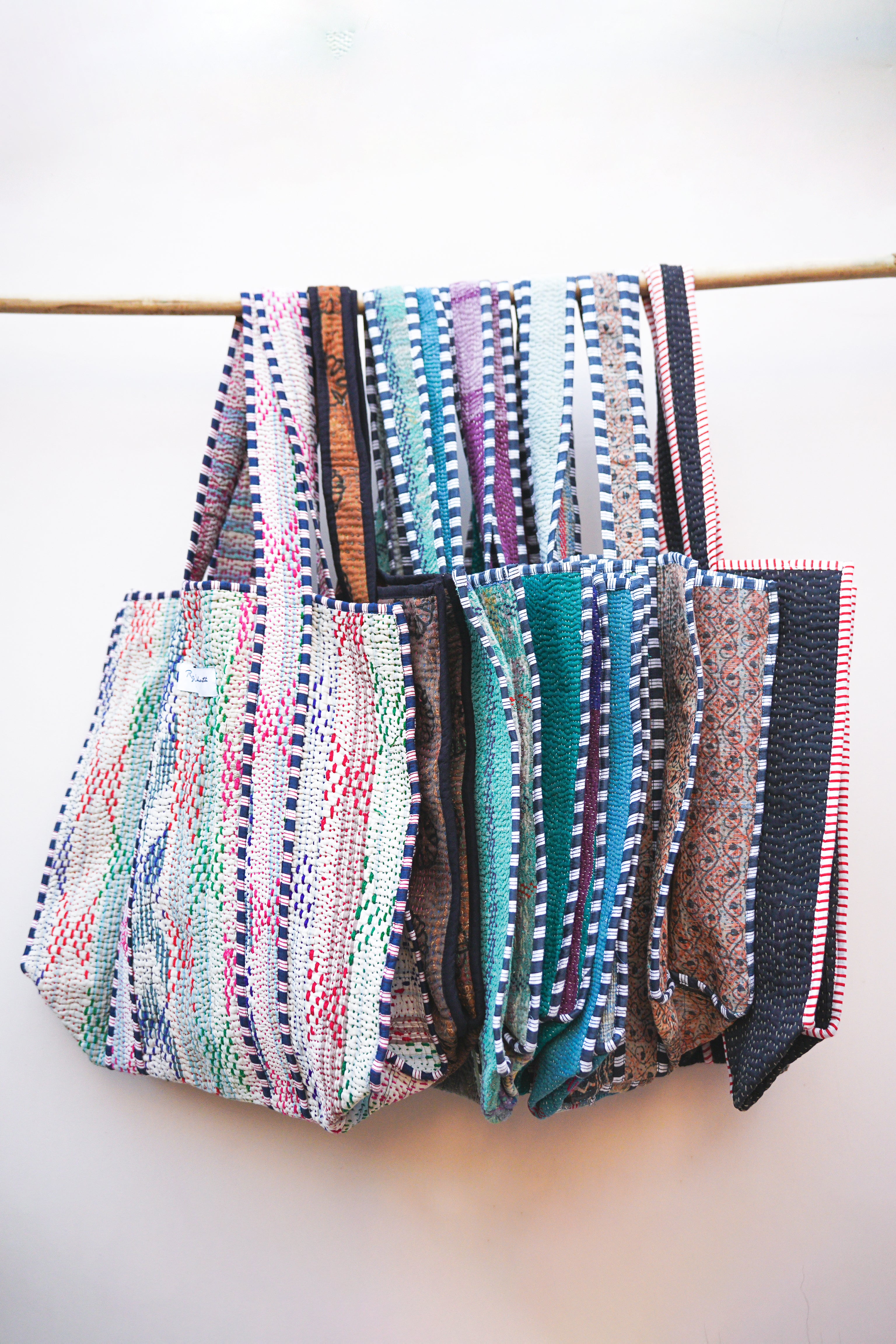 🎁 KANTHA TOTE | VARIETY (100% off)