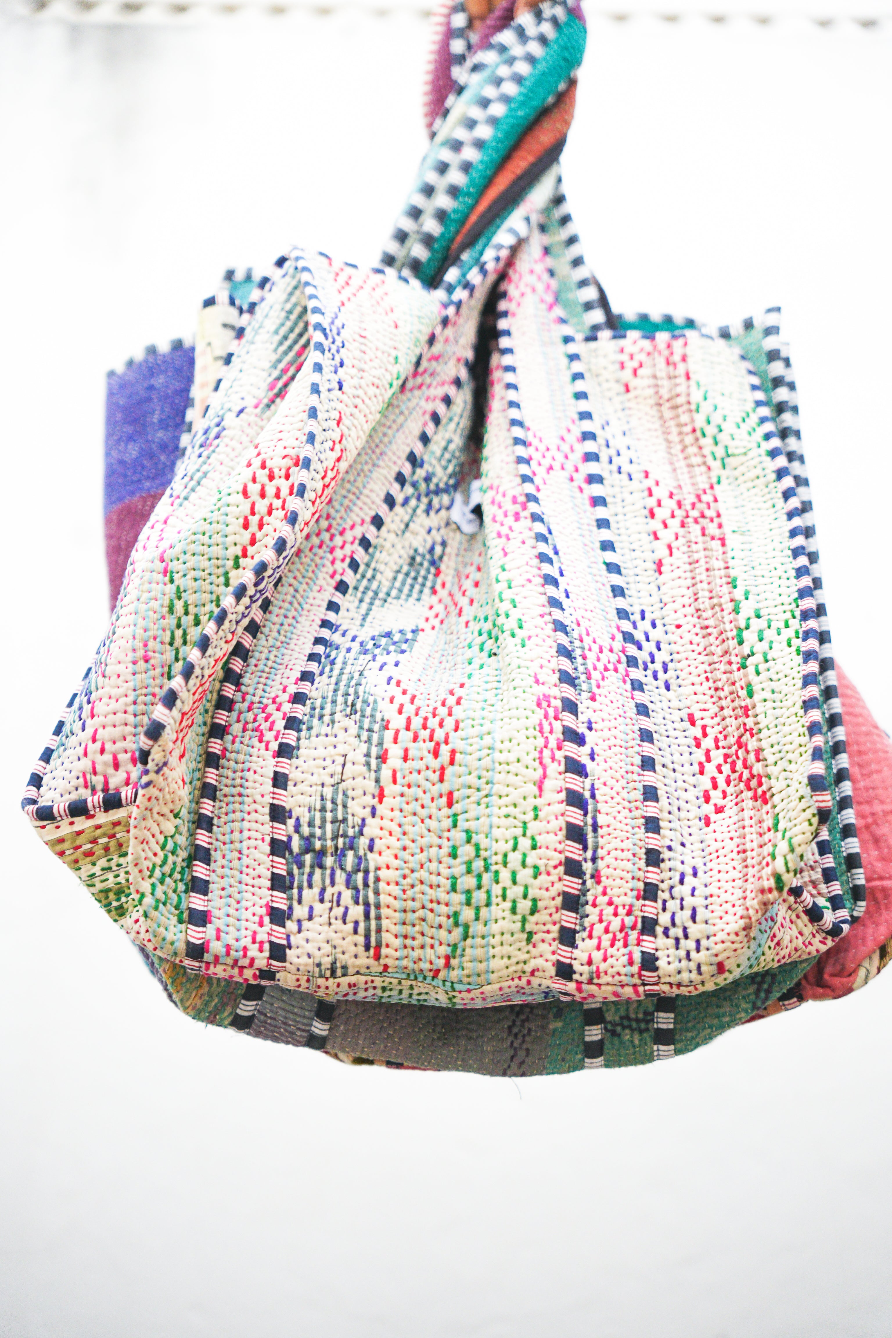 🎁 KANTHA TOTE | VARIETY (100% off)