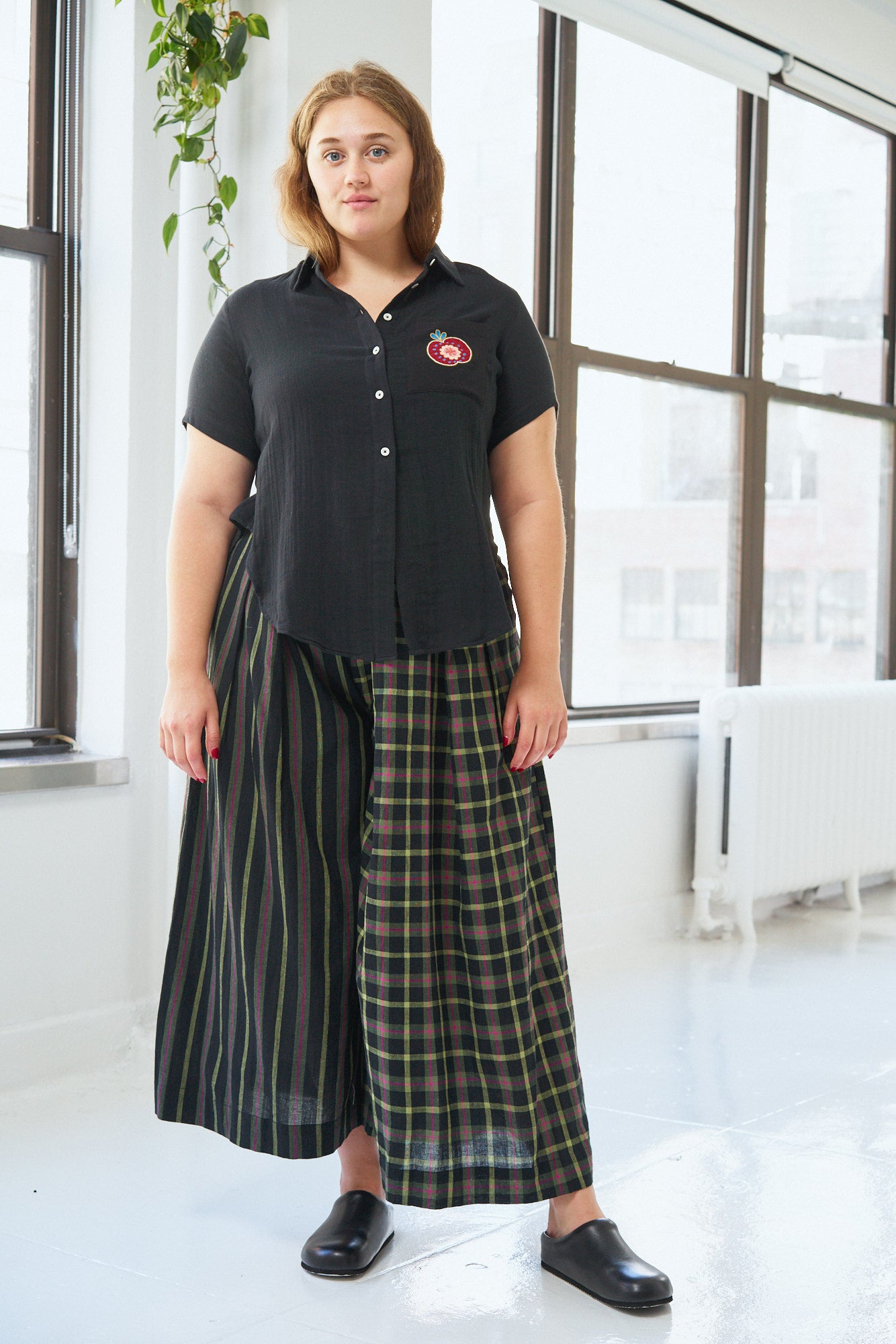 Online Exclusive | Sara Top | Black Pome